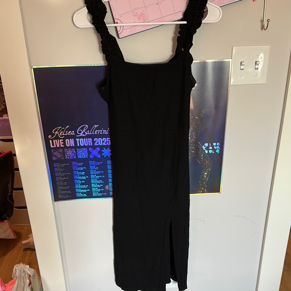 Elegant Black Sleeveless Dress